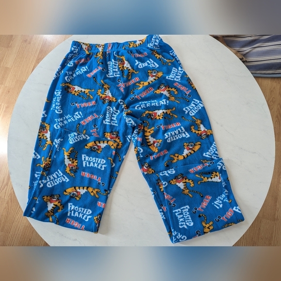 Kelloggs frosted flakes sleep pant tiny the tiger sz Small. 😁 - Picture 8 of 10
